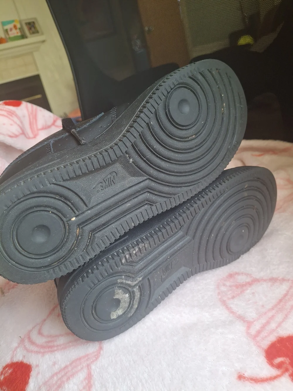 Nike Kids Black Low-Top Sneakers
